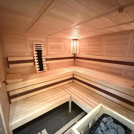 Residenz Seeblick By Rujana * Sellin (Rugen)